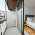 Bruno's Downtown Порту